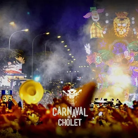 Apartament Five Centre *