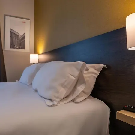 Five Centre 아파트 *