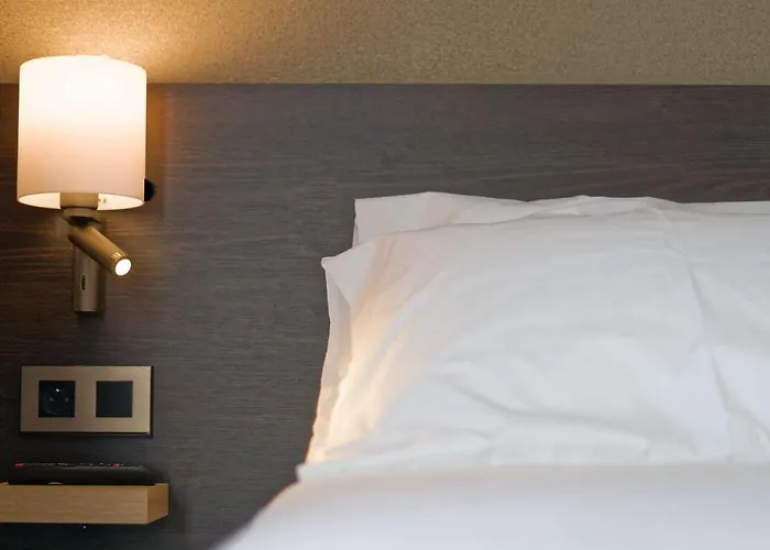 Apartment Five Centre *